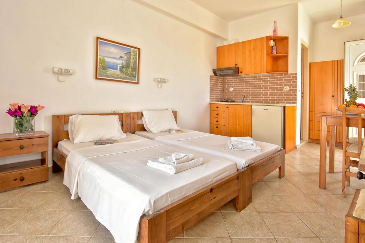 خيرسونِسوس Kasapakis Hotel & Apartments المظهر الخارجي الصورة